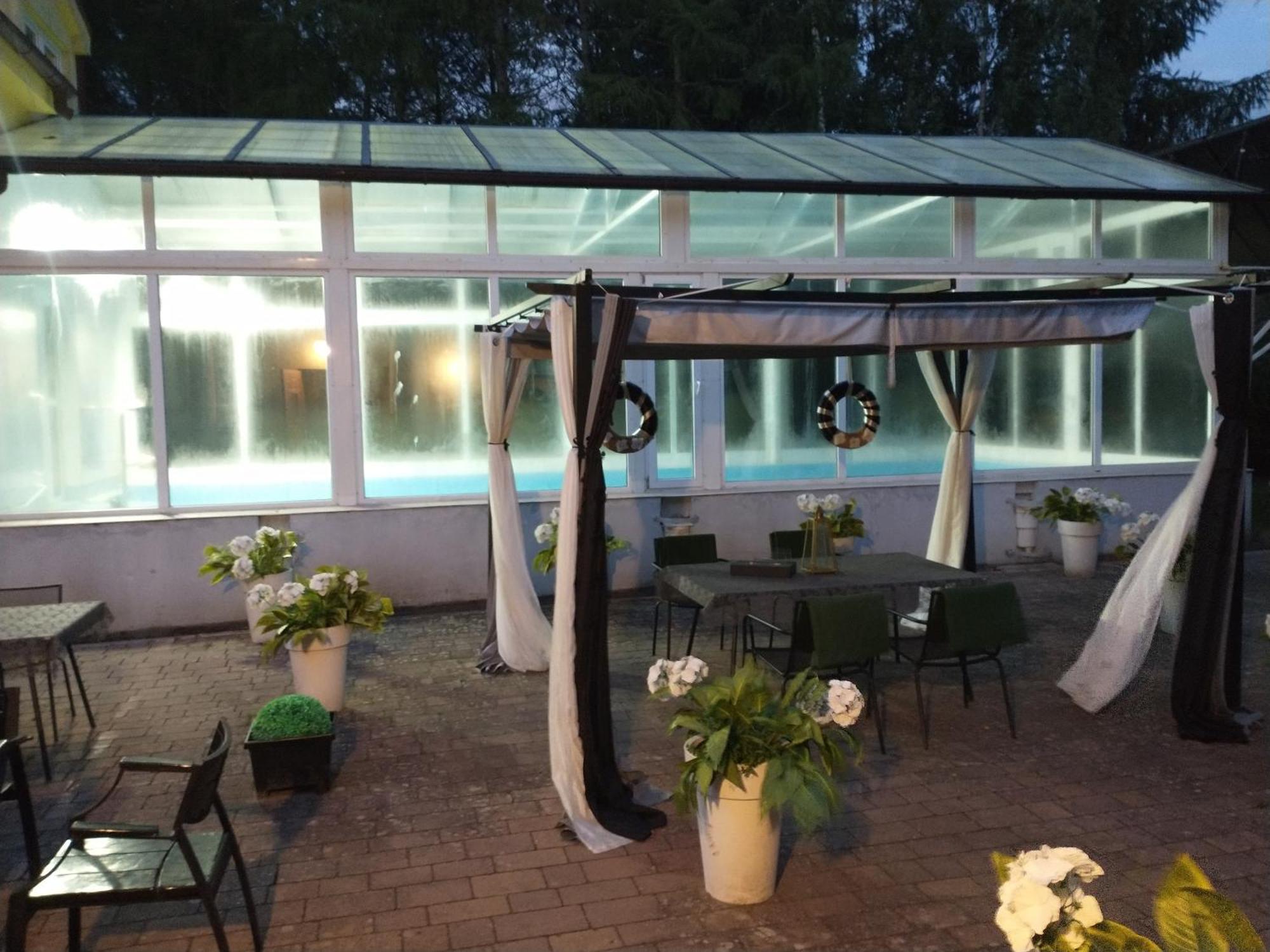Korab Wiselka & Spa Hotel Eksteriør billede